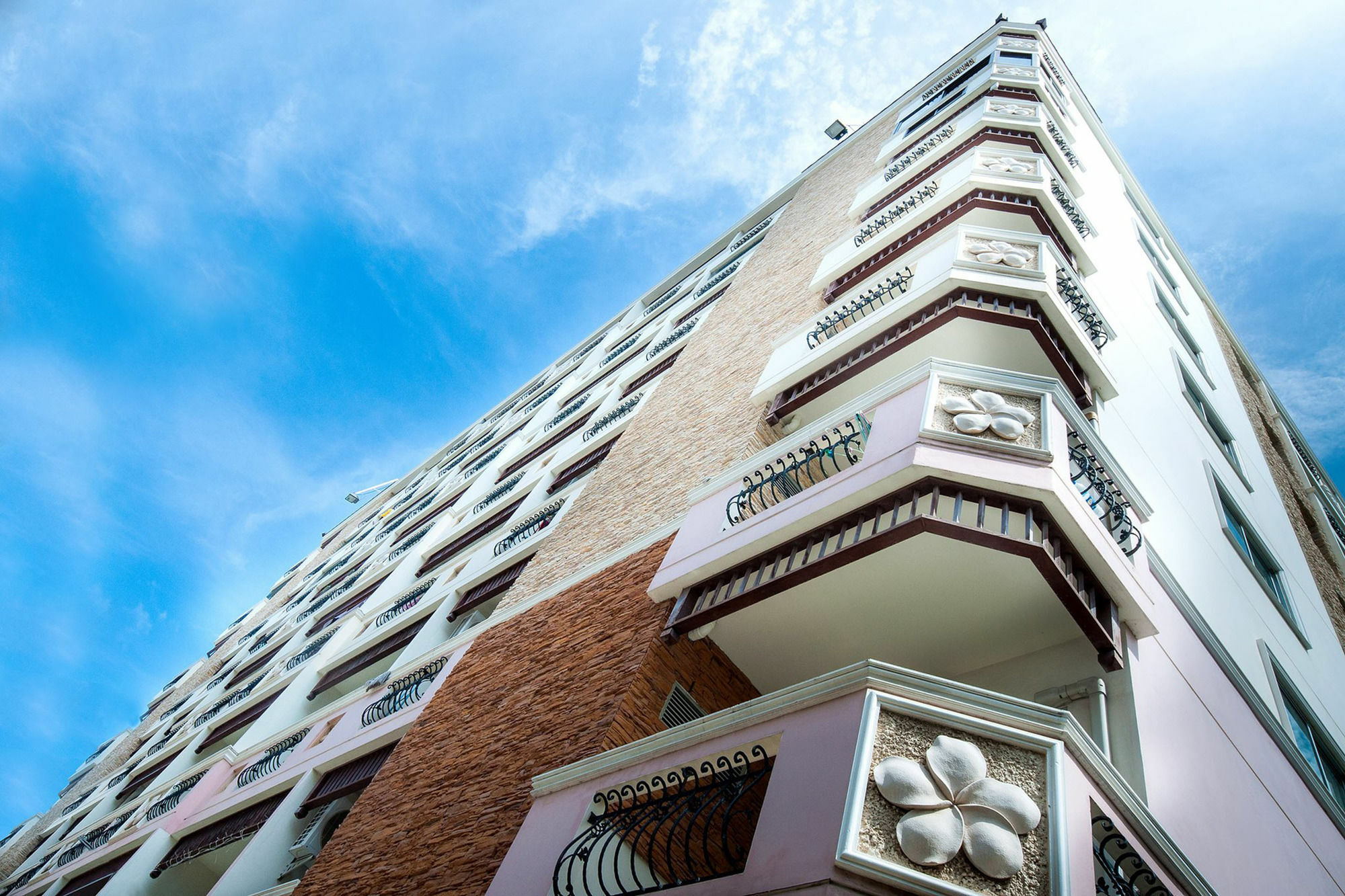 Sa-Bai-Dee Condo Chonburi Exterior foto